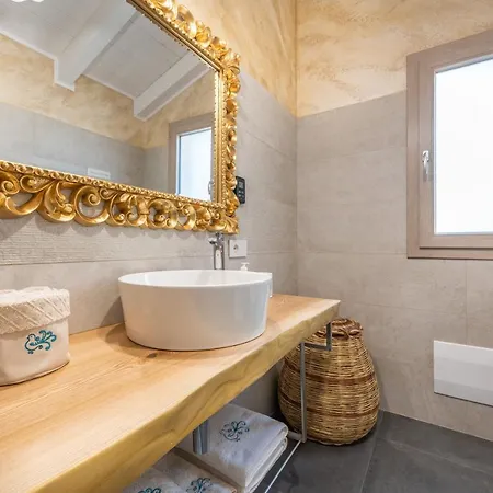 Sa Rocca Junior & فيلة *