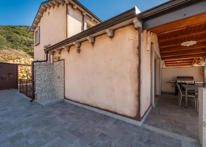 Villa Sa Rocca Junior & Domus de Maria