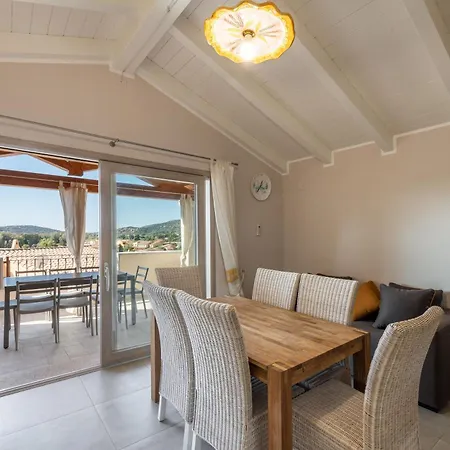 Sa Rocca Junior & Βίλα *