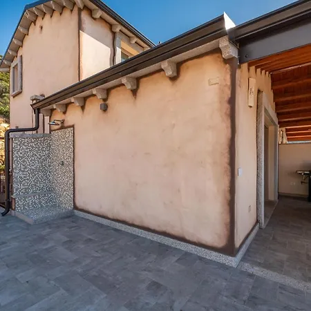 Βίλα Sa Rocca Junior & Domus De Maria