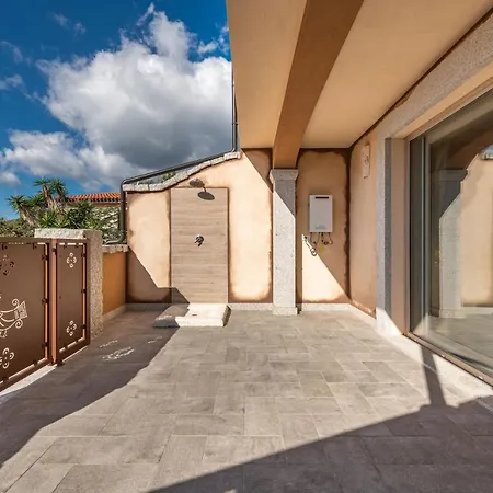 Sa Rocca Junior & Βίλα *